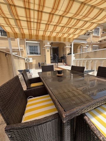 3 soverom Hus til salgs i Villamartin, Orihuela med svømmebasseng - € 199 995 (Ref: 9996387)