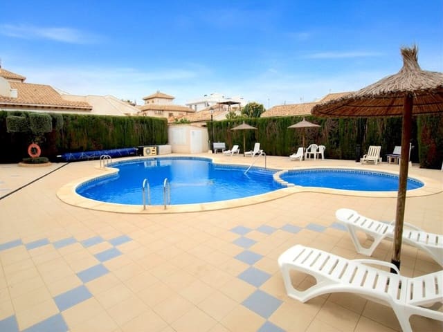Casa de 3 habitaciones en Cabo Roig, Orihuela en venta - 229.000 € (Ref: 9996446)