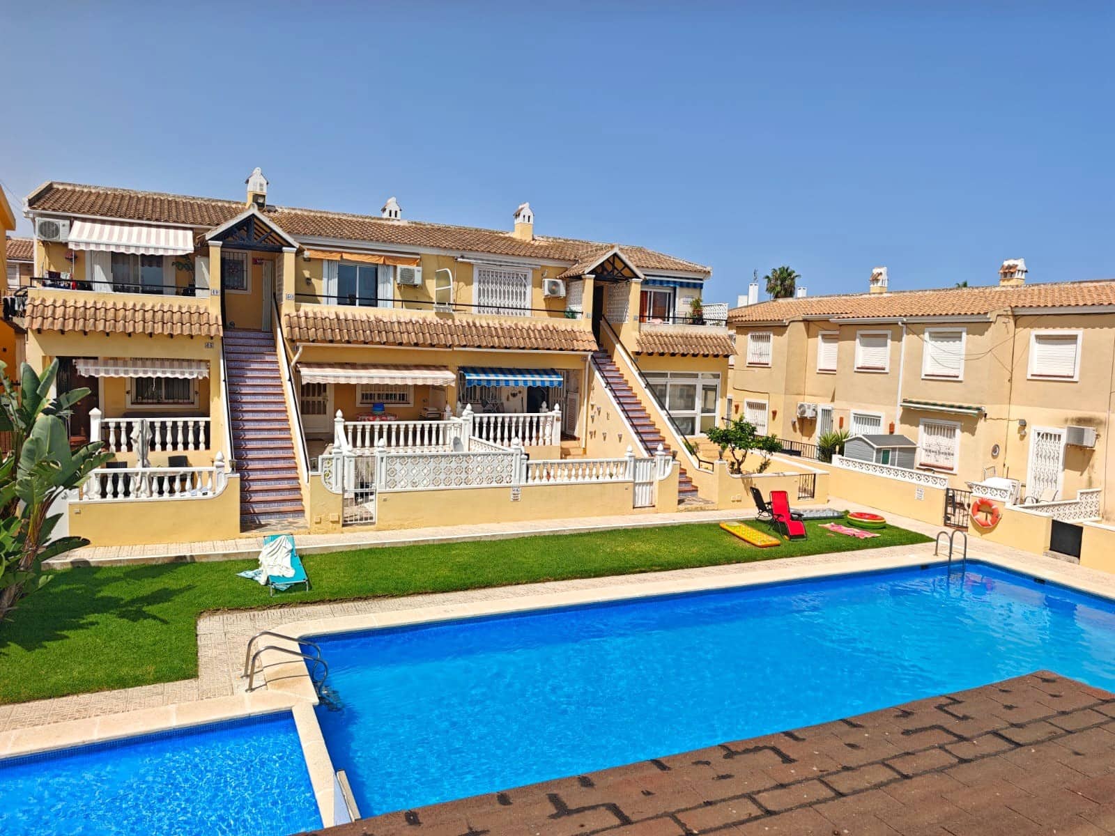 2 sovrum Lägenhet till salu i Villamartin med pool - 144 990 € (Ref: 9997645)