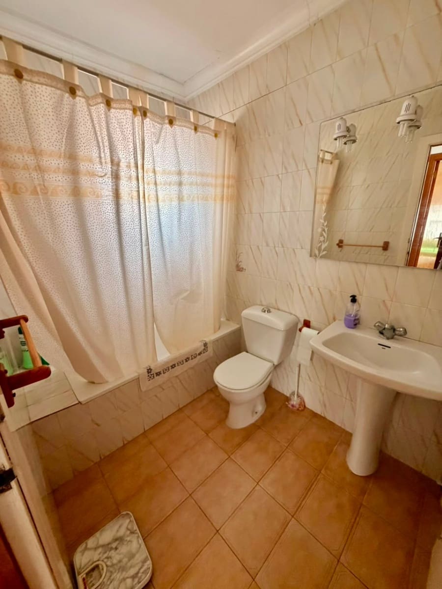 3 bedroom Townhouse for sale in Torrevieja - € 219,000 (Ref: 9997647)