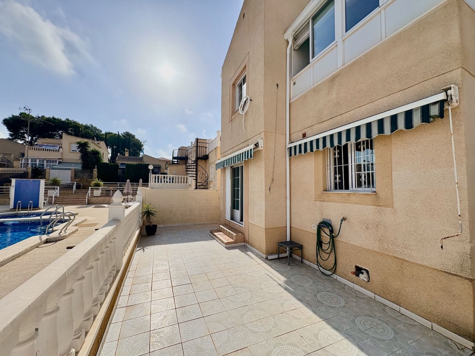 4 chambre Maison de Ville à vendre à Orihuela avec piscine - 270 000 € (Ref: 9999054)