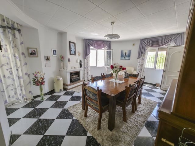 3 Zimmer Villa zu verkaufen in San Luis, Torrevieja mit Pool Garage - 475.000 € (Ref: 9999982)