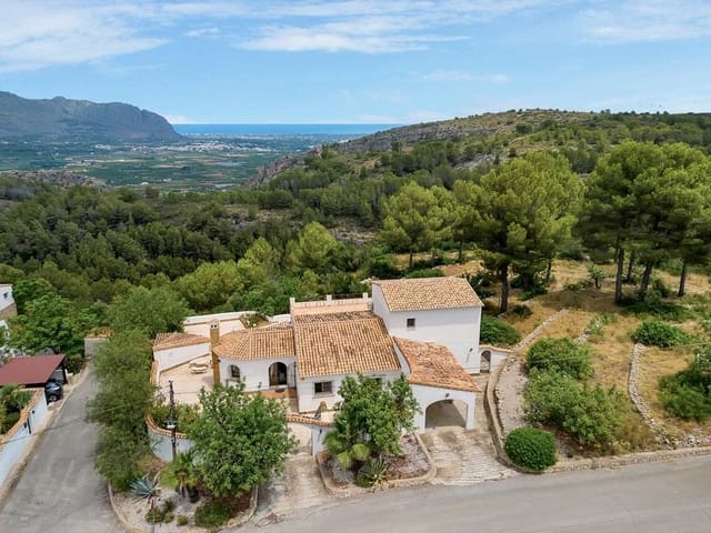 5 soverom Villa til salgs i Benidoleig - € 499 000 (Ref: 9129494)