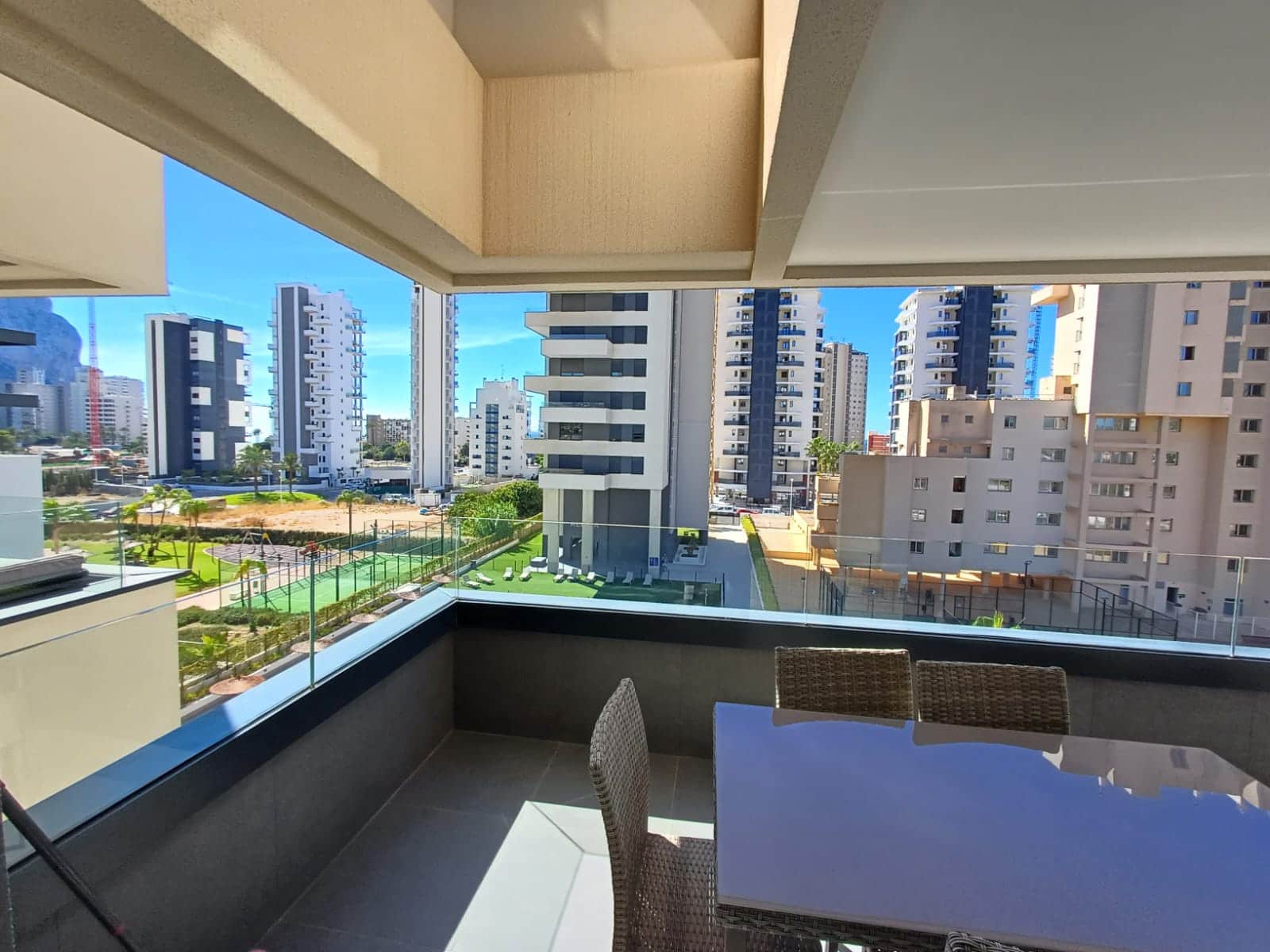 2 sovrum Lägenhet till salu i Calpe / Calp med pool garage - 419 000 € (Ref: 10154215)