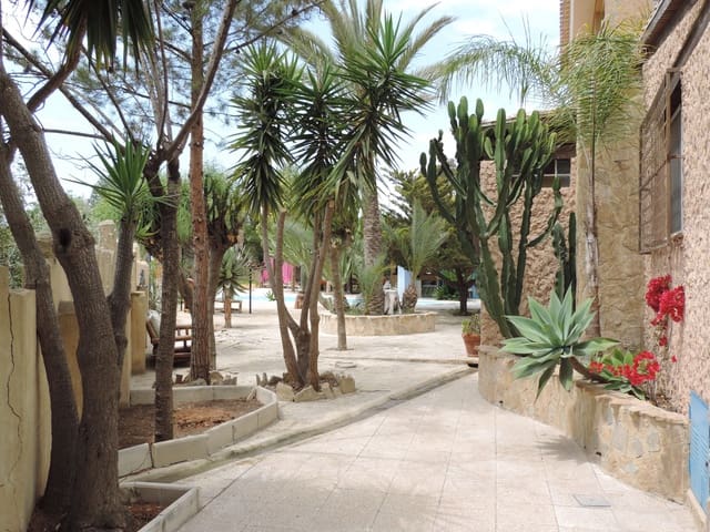 6 soveværelse Finca/Landehus til salg i Muchamiel / Mutxamel med swimmingpool - € 650.000 (Ref: 10172222)