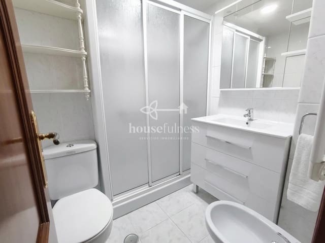 Piso de 4 habitaciones en Ferrol en venta con garaje - 220.000 € (Ref: 10000193)