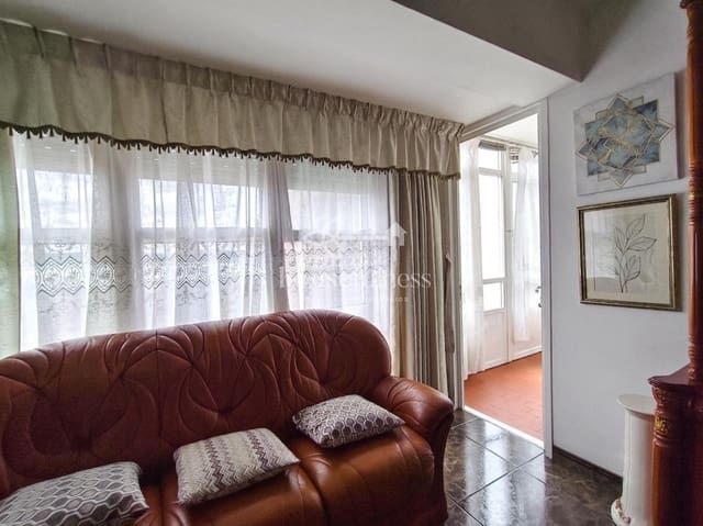 Piso de 4 habitaciones en Ferrol en venta con garaje - 220.000 € (Ref: 10000193)