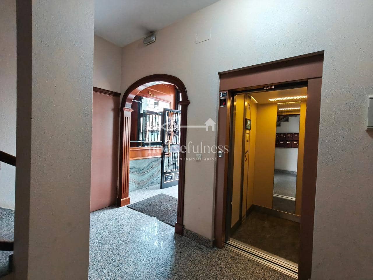 Piso de 2 habitaciones en Narón en alquiler - 650 € (Ref: 10017071)