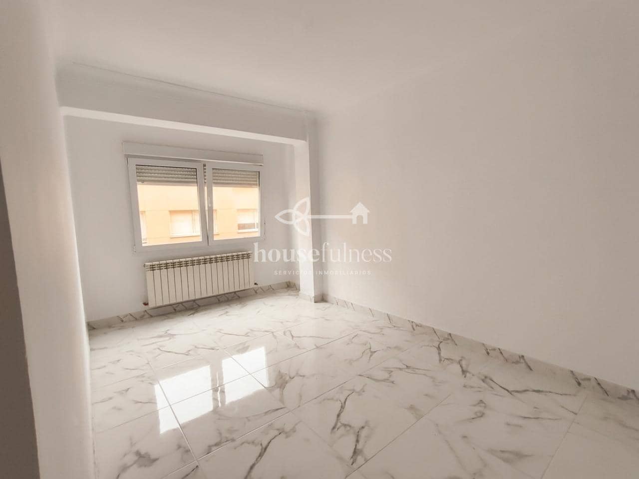 2 makuuhuone Asunto myytävänä paikassa Ferrol - 148 500 € (Ref: 10023606)