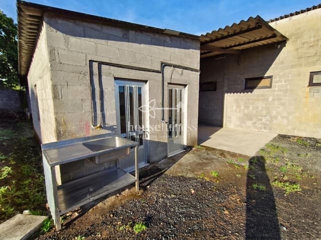 Commerciale in vendita in Fene - 270.000 € (Rif: 10030092)