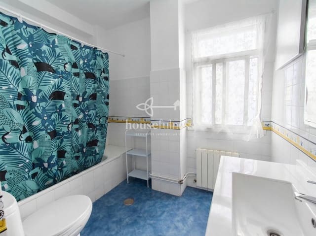 4 sypialnia Mieszkanie na sprzedaż w Ferrol z garażem - 119 000 € (Ref: 10037891)
