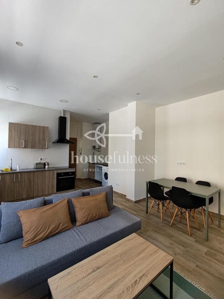 3 soverom Leilighet til leie i Ferrol - € 650 (Ref: 10040638)