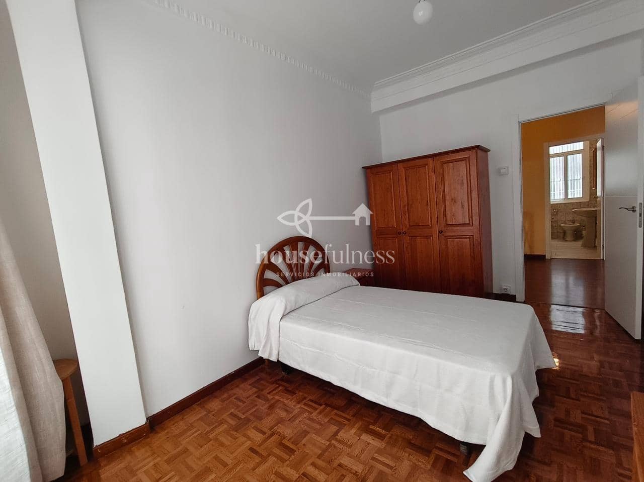 4 soveværelse Lejlighed til leje i Ferrol - € 700 (Ref: 10042531)