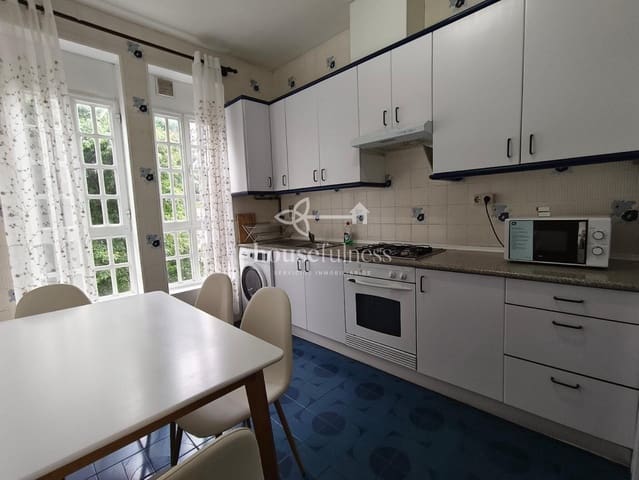 4 soverom Leilighet til leie i Ferrol - € 700 (Ref: 10042531)
