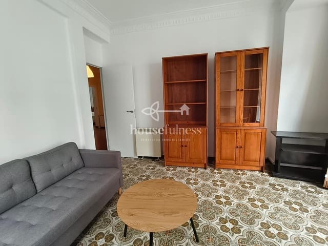 4 soverom Leilighet til leie i Ferrol - € 700 (Ref: 10042531)