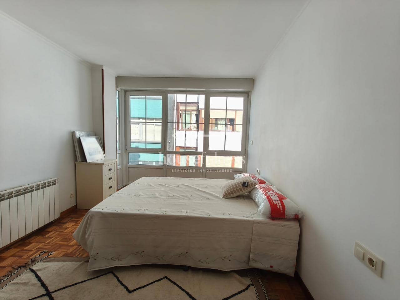 2 Zimmer Wohnung zu vermieten in Ferrol mit Garage - 700 € (Ref: 10046923)