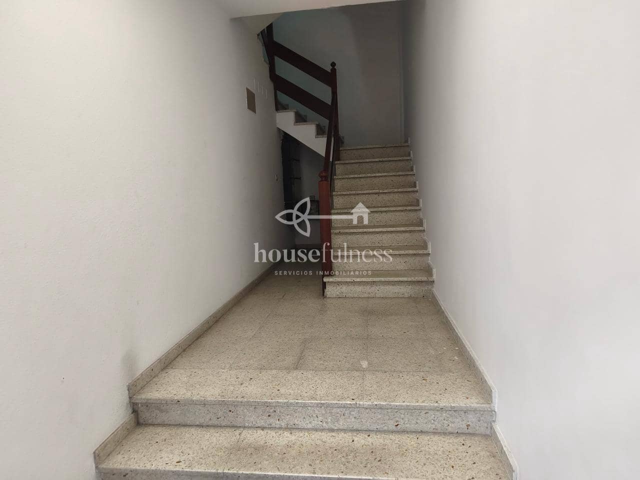 2 Zimmer Wohnung zu vermieten in Ferrol mit Garage - 700 € (Ref: 10046923)