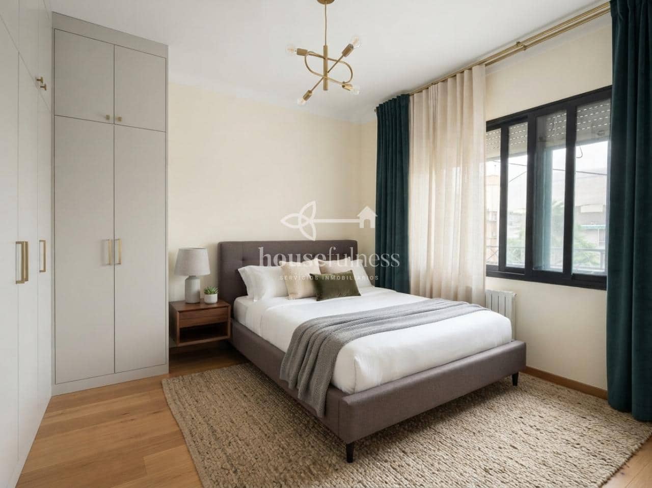 5 bedroom Townhouse for sale in Ferrol - € 325,000 (Ref: 10049966)