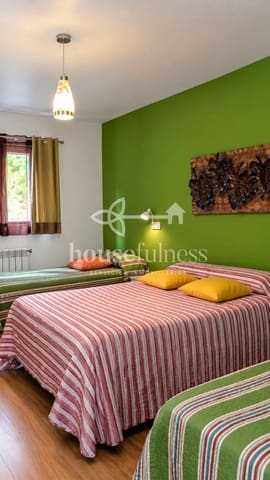5 soverom Villa til salgs i Ferrol med garasje - € 540 (Ref: 10057933)