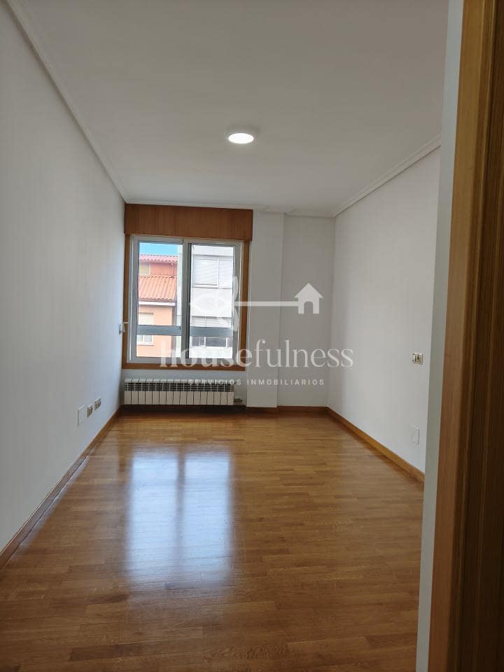 Piso de 3 habitaciones en Narón en venta con garaje - 270.000 € (Ref: 10061330)