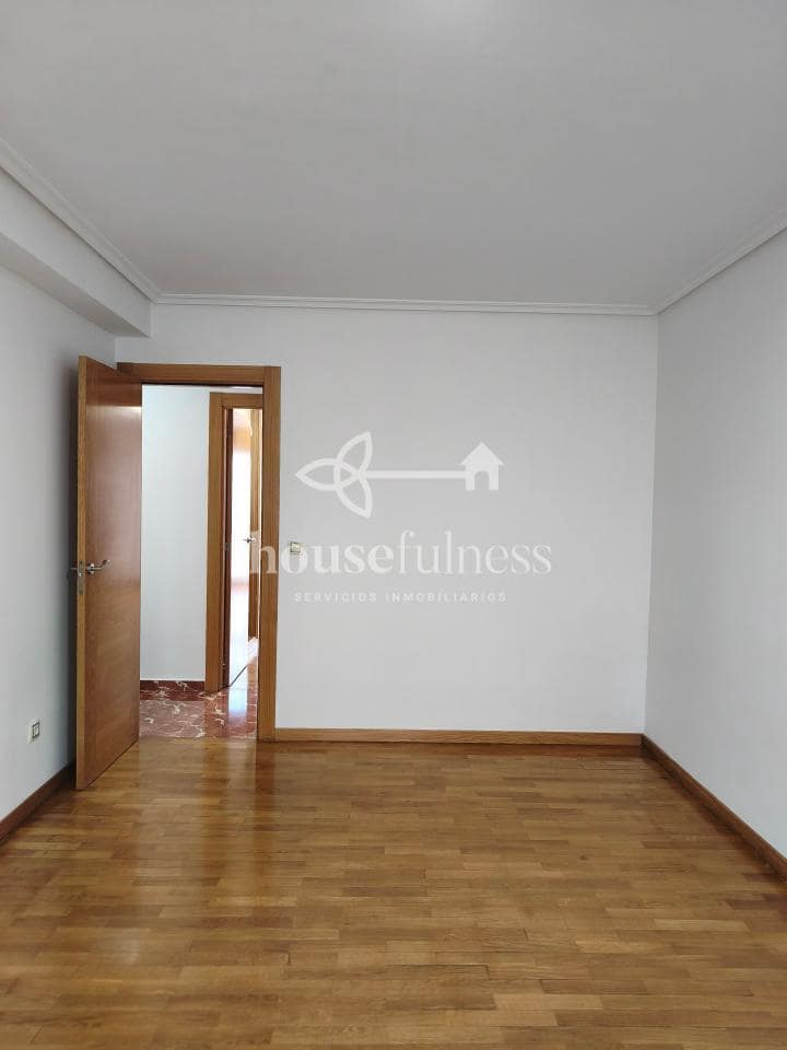 Piso de 3 habitaciones en Narón en venta con garaje - 270.000 € (Ref: 10061330)