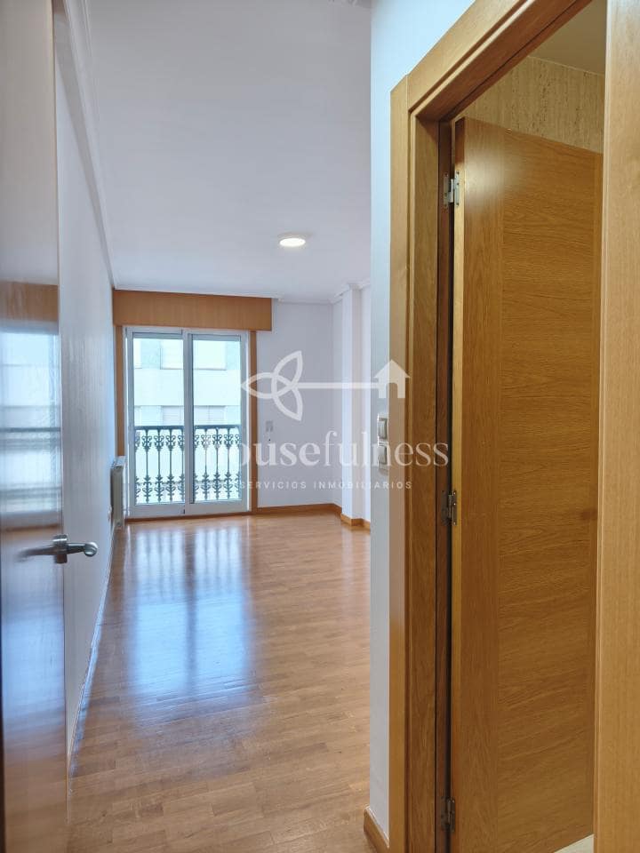 Piso de 3 habitaciones en Narón en venta con garaje - 270.000 € (Ref: 10061330)