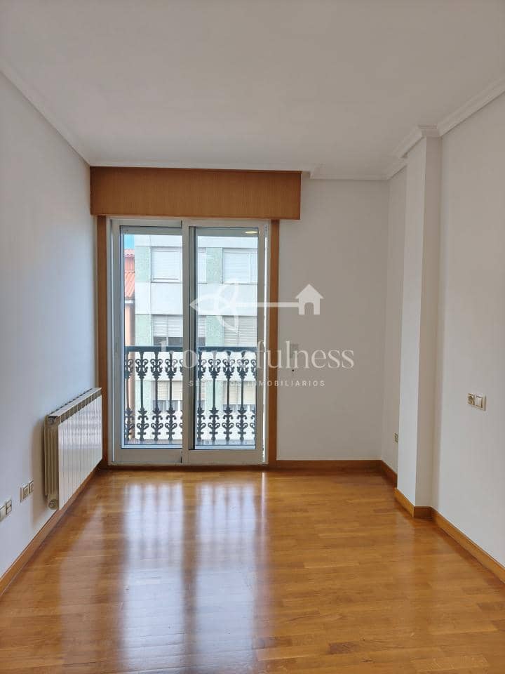 Piso de 3 habitaciones en Narón en venta con garaje - 270.000 € (Ref: 10061330)