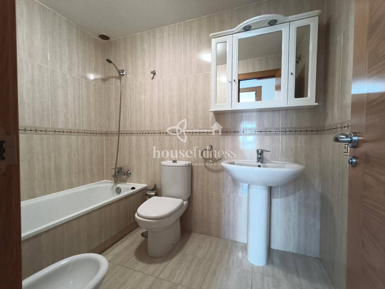 Piso de 3 habitaciones en Narón en venta con garaje - 270.000 € (Ref: 10061330)