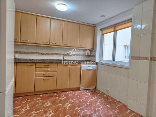 Piso de 3 habitaciones en Narón en venta - 270.000 € (Ref: 10061330)