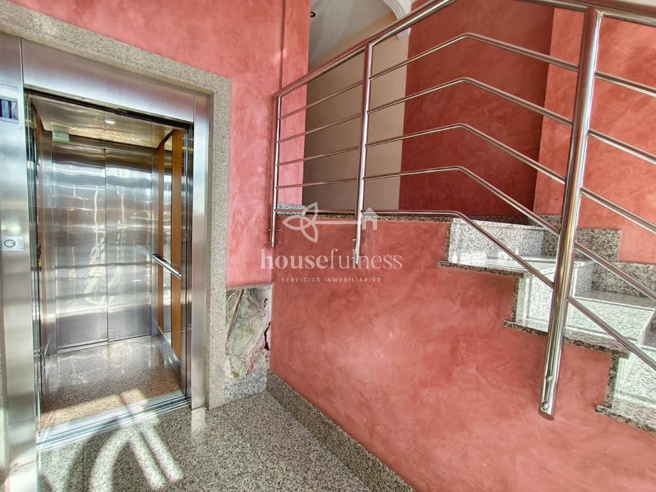 4 soveværelse Penthouse til salg i Naron med garage - € 270.000 (Ref: 10070377)