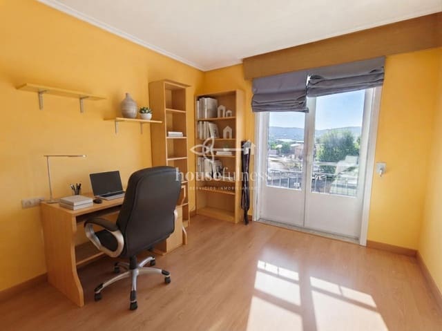 4 soveværelse Penthouse til salg i Narón med garage - € 270.000 (Ref: 10070377)