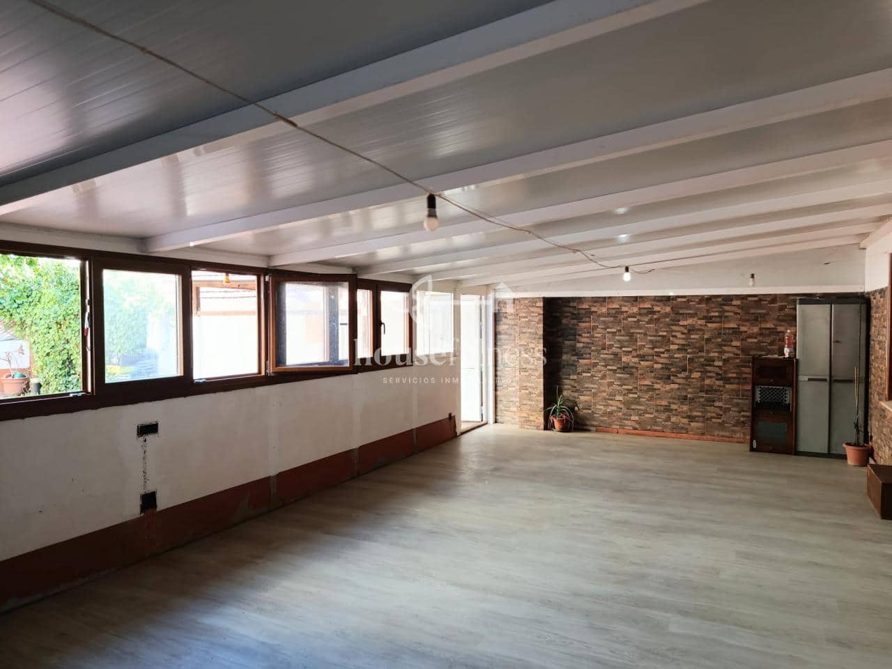 4 quarto Apartamento para venda em Naron - 129 000 € (Ref: 10085427)