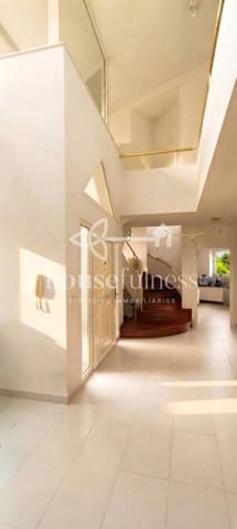 3 quarto Moradia para venda em Narón com piscina garagem - 535 000 € (Ref: 10094131)