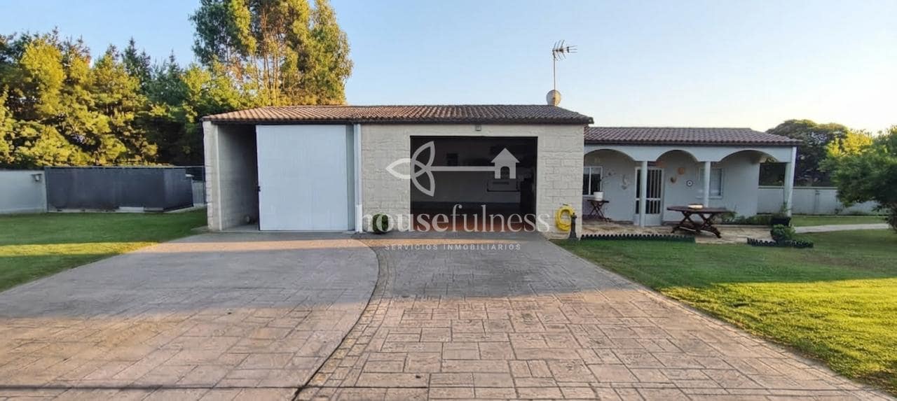 3 quarto Moradia para venda em Naron com piscina garagem - 535 000 € (Ref: 10094131)