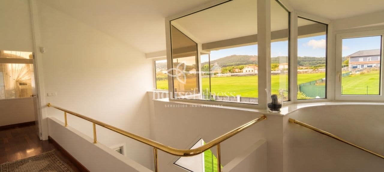 3 quarto Moradia para venda em Naron com piscina garagem - 535 000 € (Ref: 10094131)