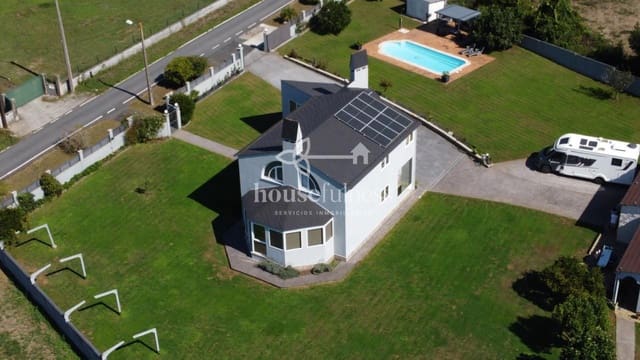 3 bedroom Villa for sale in Narón with pool garage - € 535,000 (Ref: 10094131)