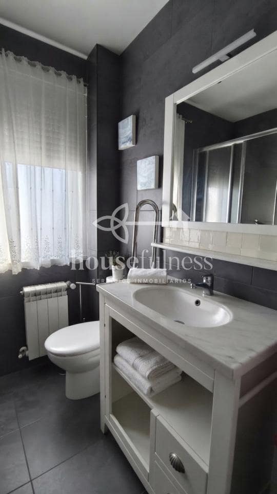 Piso de 2 habitaciones en Narón en venta - 142.950 € (Ref: 10114647)