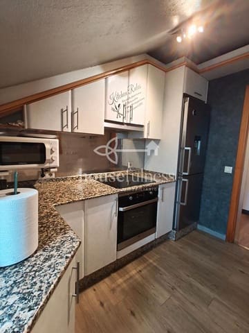 1 bedroom Apartment for rent in Ferrol - € 600 (Ref: 10123473)