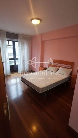 4 camera da letto Appartamento da affittare in Ferrol - 750 € (Rif: 10135688)