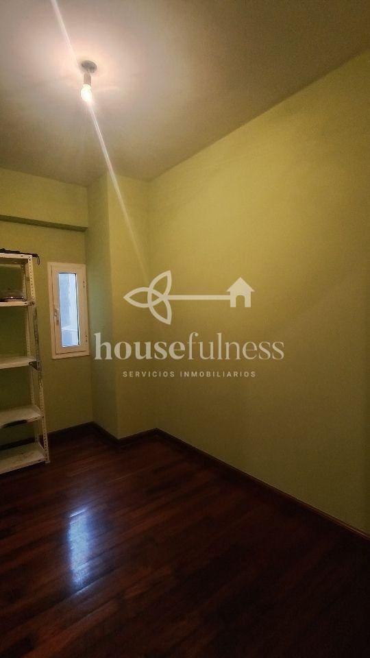 4 camera da letto Appartamento da affittare in Ferrol con garage - 750 € (Rif: 10135688)