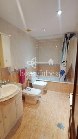4 camera da letto Appartamento da affittare in Ferrol - 750 € (Rif: 10135688)