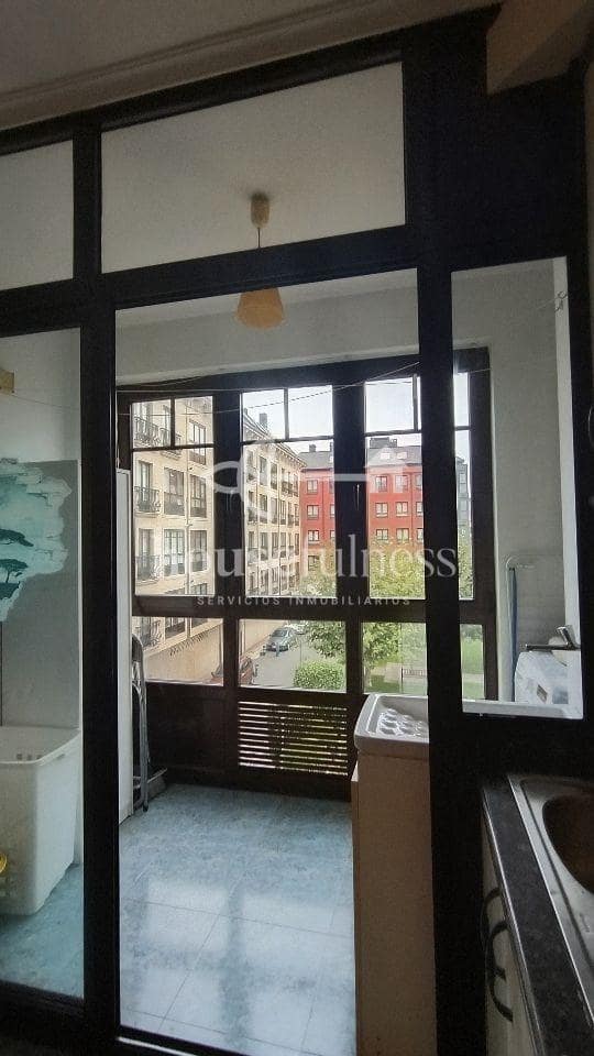 4 camera da letto Appartamento da affittare in Ferrol con garage - 750 € (Rif: 10135688)
