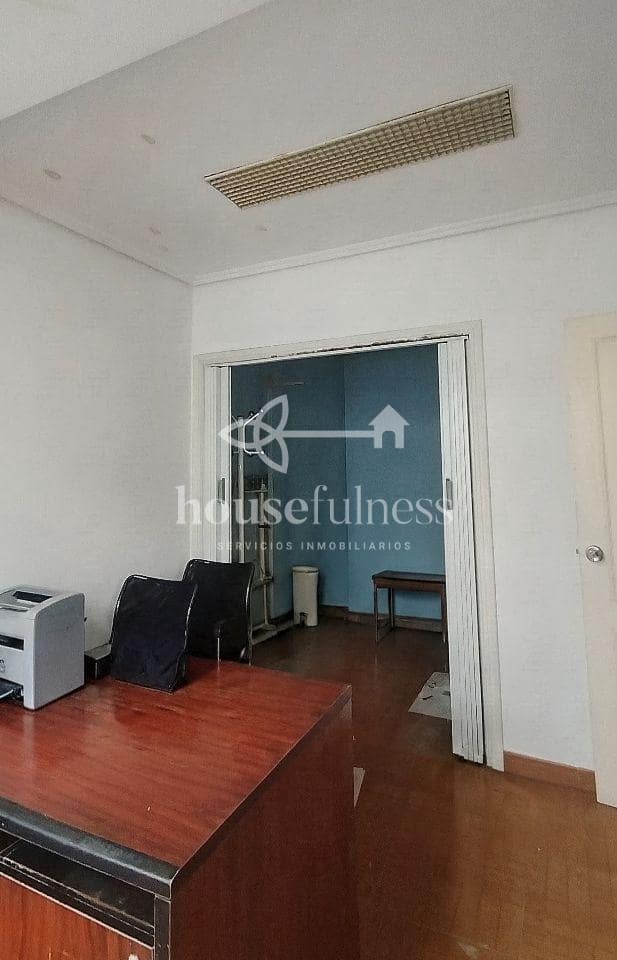 7 soveværelse Lejlighed til salg i Ferrol - € 93.000 (Ref: 10141708)