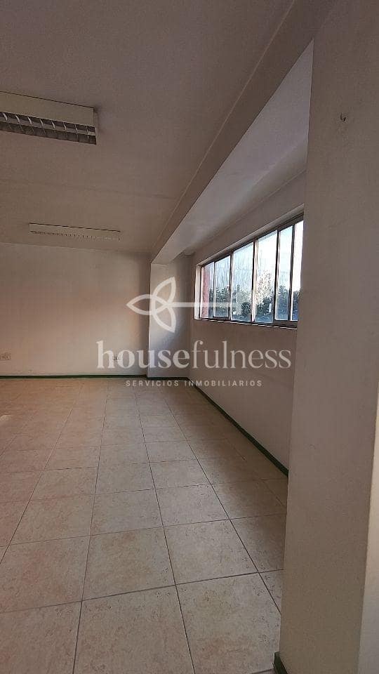 2 bedroom Flat for sale in Ferrol - € 79,000 (Ref: 10157151)