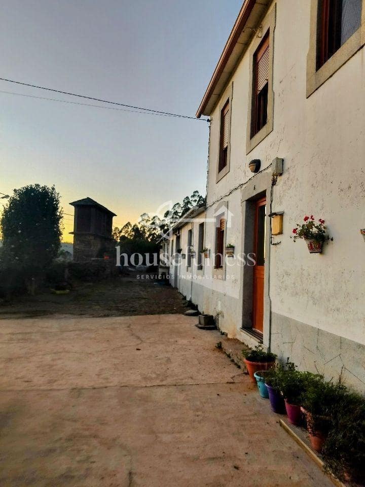 3 bedroom Townhouse for sale in Cedeira with garage - € 159,000 (Ref: 9218831)