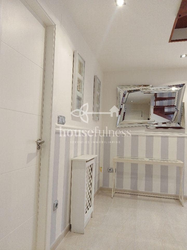 4 soveværelse Penthouse til salg i Naron - € 189.000 (Ref: 9218832)