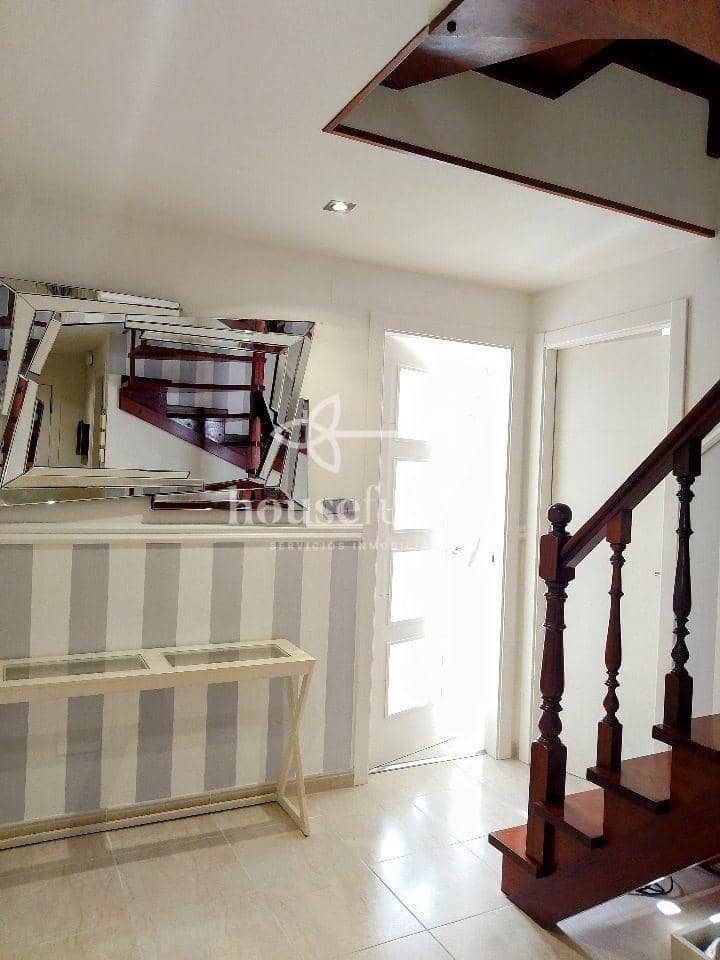 4 soveværelse Penthouse til salg i Naron - € 189.000 (Ref: 9218832)