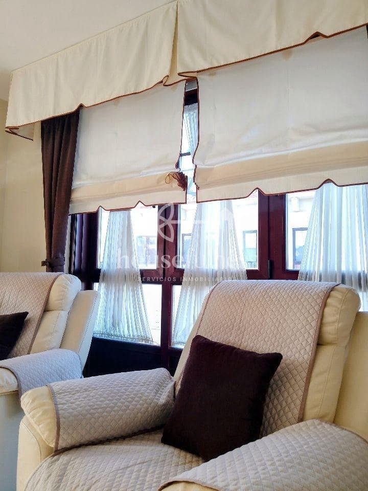 Ático de 4 habitaciones en Narón en venta - 189.000 € (Ref: 9218832)