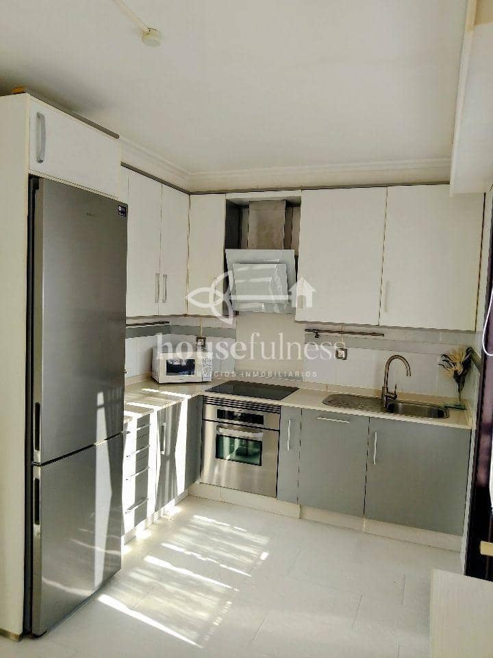 Ático de 4 habitaciones en Narón en venta - 189.000 € (Ref: 9218832)