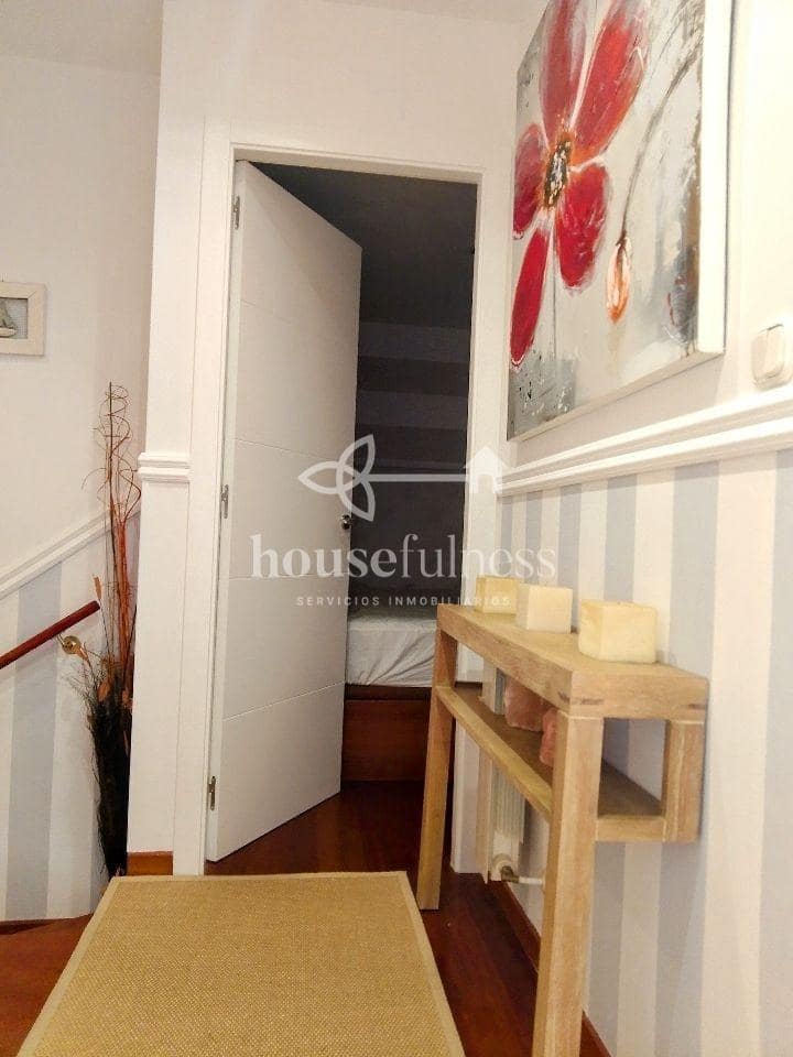 Ático de 4 habitaciones en Narón en venta - 189.000 € (Ref: 9218832)